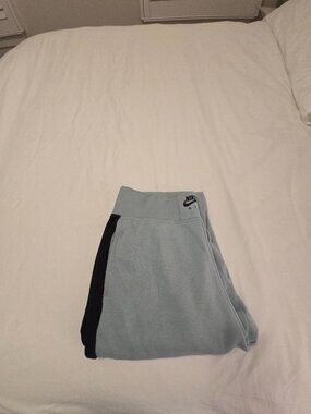 Nike joggers